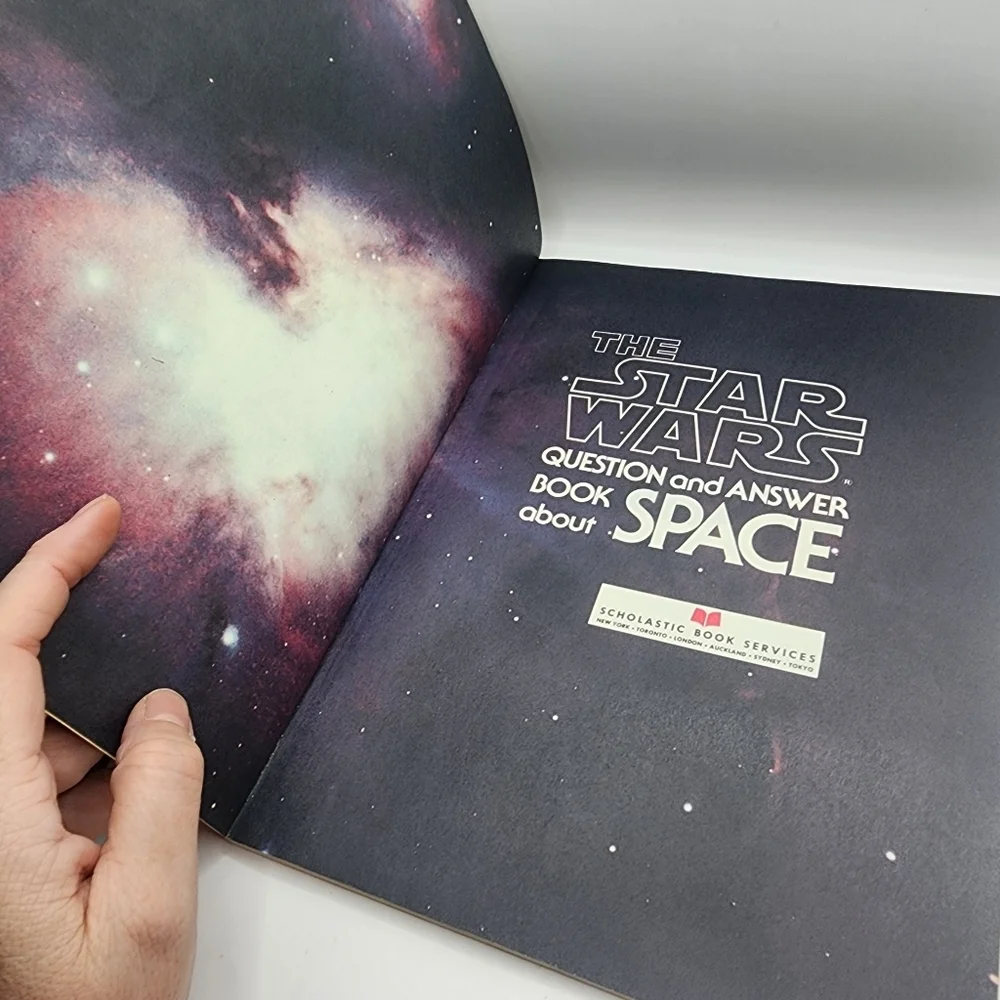 The Star Wars Question and Answer Book About Space Paperback Book Vintage - Picture 4 of 4